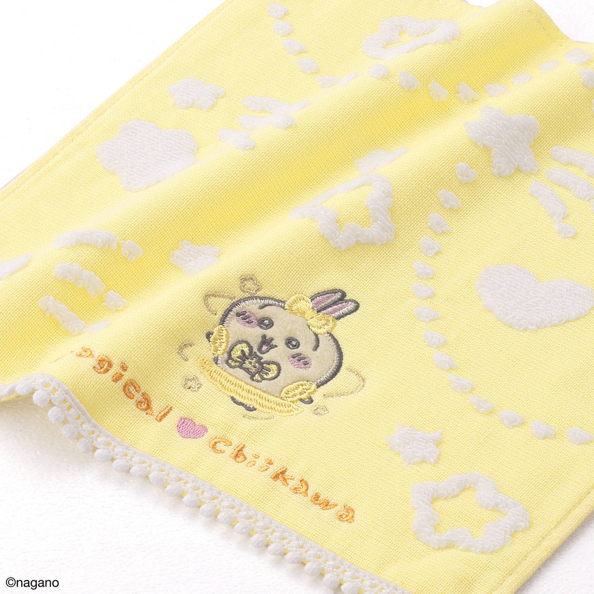Chiikawa Magical Chiikawa Handkerchief Towel (Transformation! Yellow)
