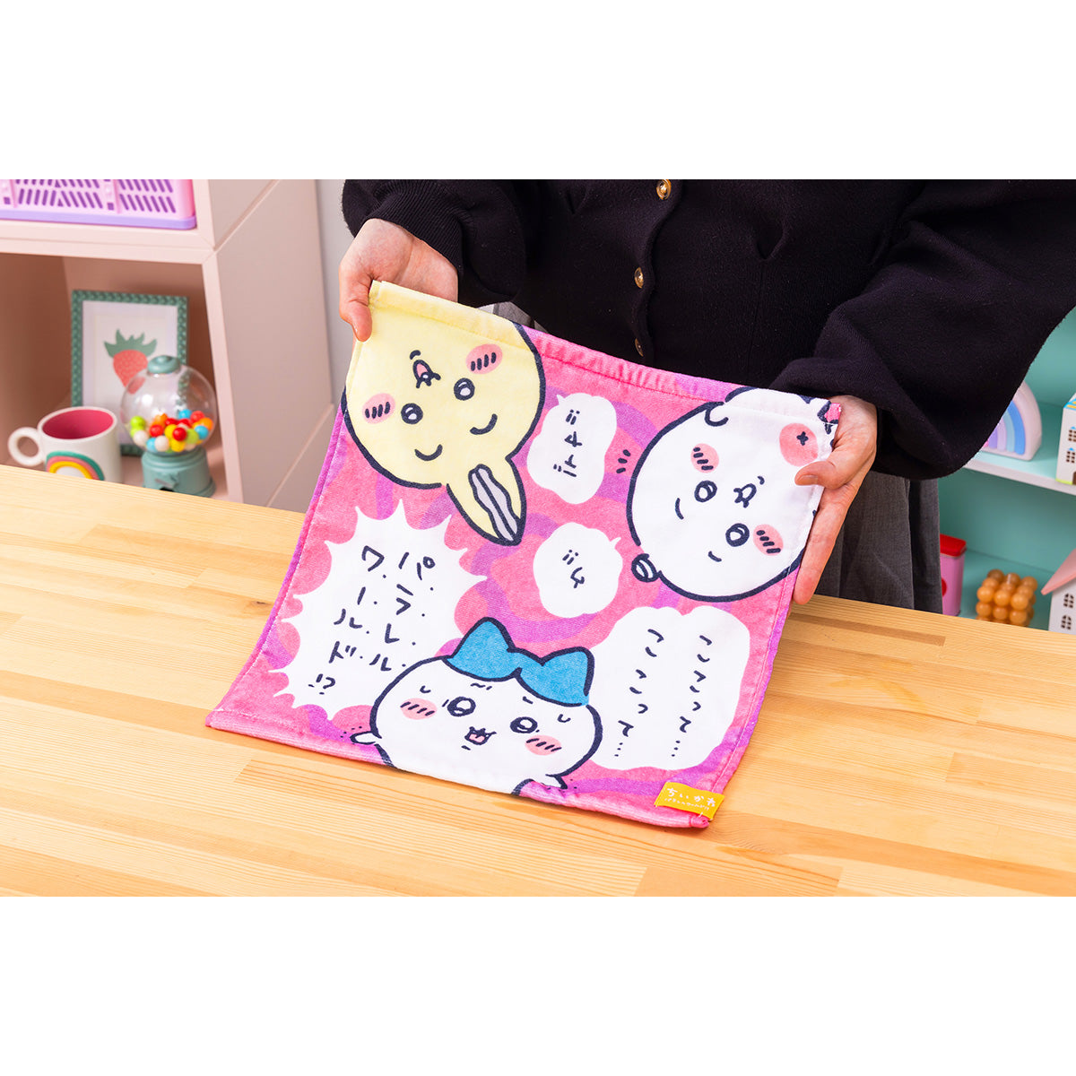 ちいかわ パラレルワールド!? ハンドタオル(ウ!!デヤ!!)