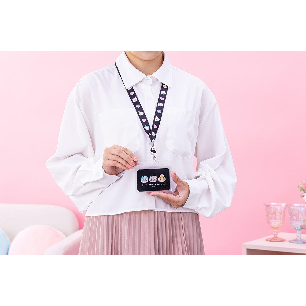 Chiikawa Super Magical Chiikawa Neck Strap (Black)