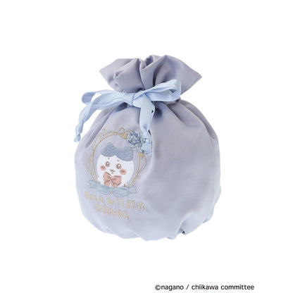 【予約】ちいかわ Maison de FLEUR 刺繍巾着（ハチワレ）【2025年3月中旬より順次発送予定（発送延期の場合もキャンセル不可）】【通常商品と同時購入・配送希望日指定不可】【キャンペーン対象外】