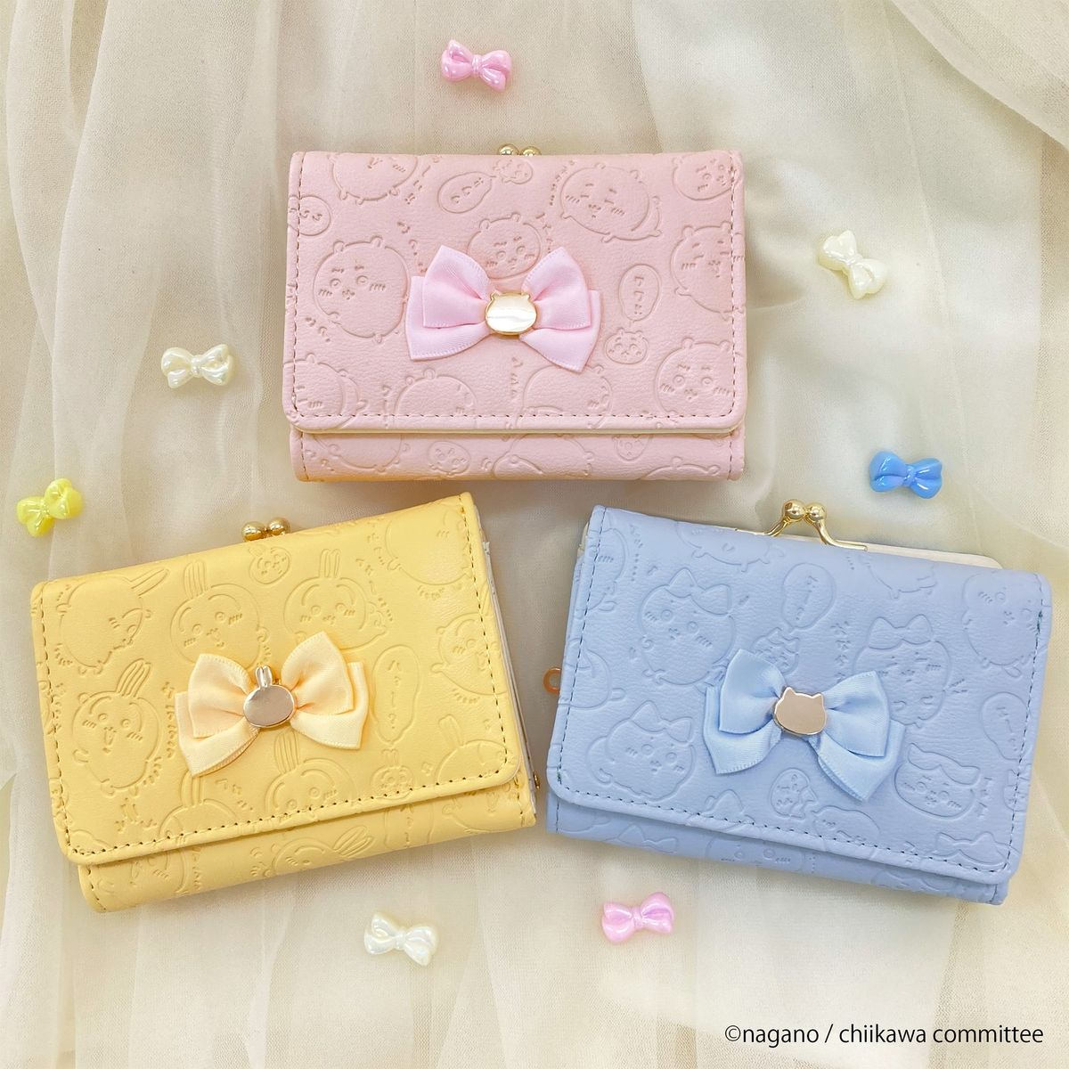 Chiikawa Wallet with snap closure and satin ribbon (Usagi) 