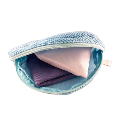 Chiikawa Die-Cut Pouch (Laundry Chiikawa)