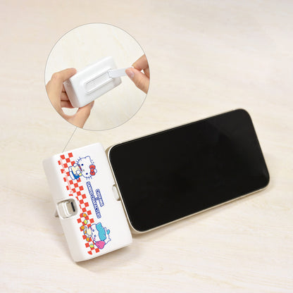 ちいかわ×サンリオキャラクターズ スーパーマーケットなLightning／Type-Cコネクタ付き リチウムイオン充電器 4000mAh（ハチワレ＆ハローキティ）