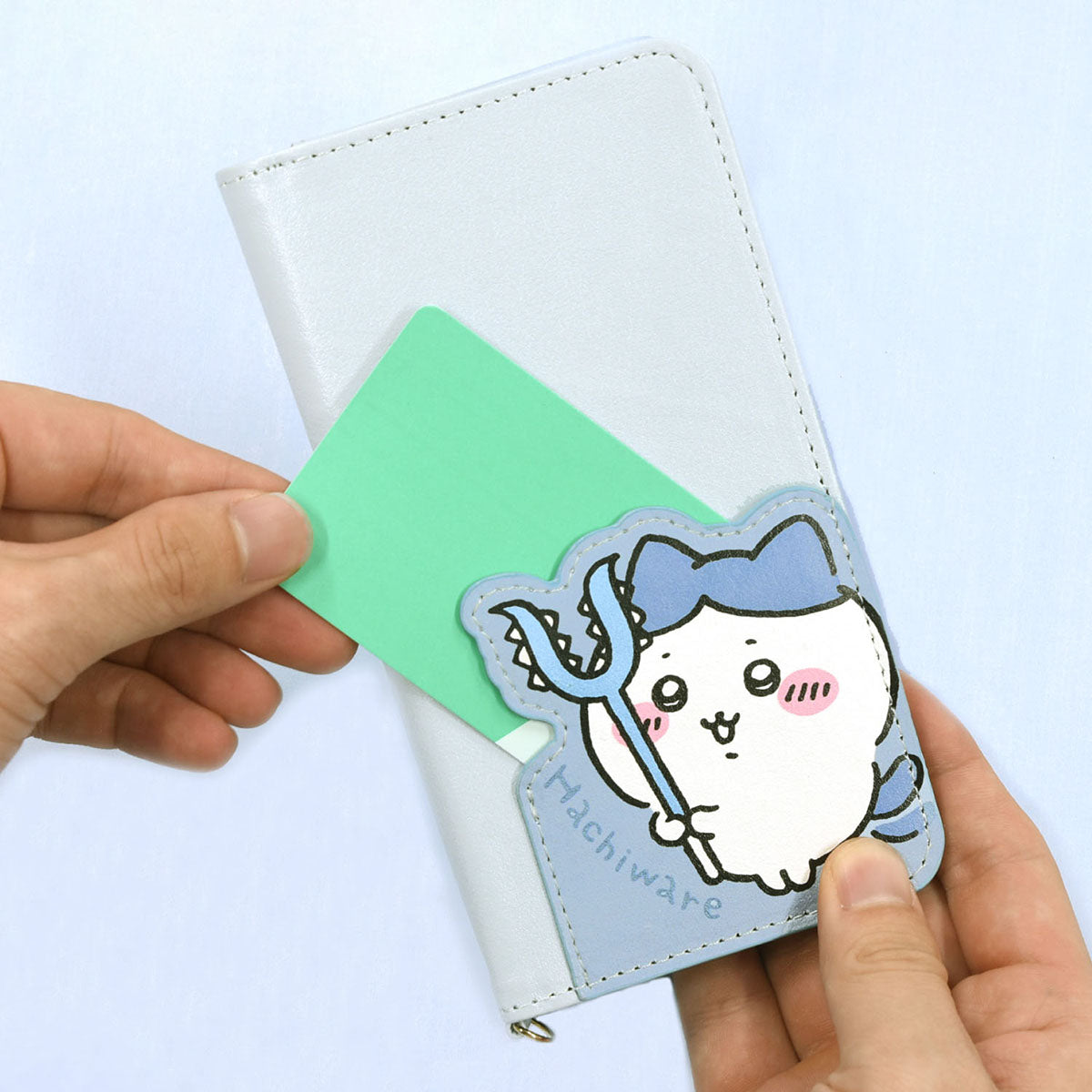 Chiikawa Die-Cut Multi Flip Cover M+ (Hachiware)