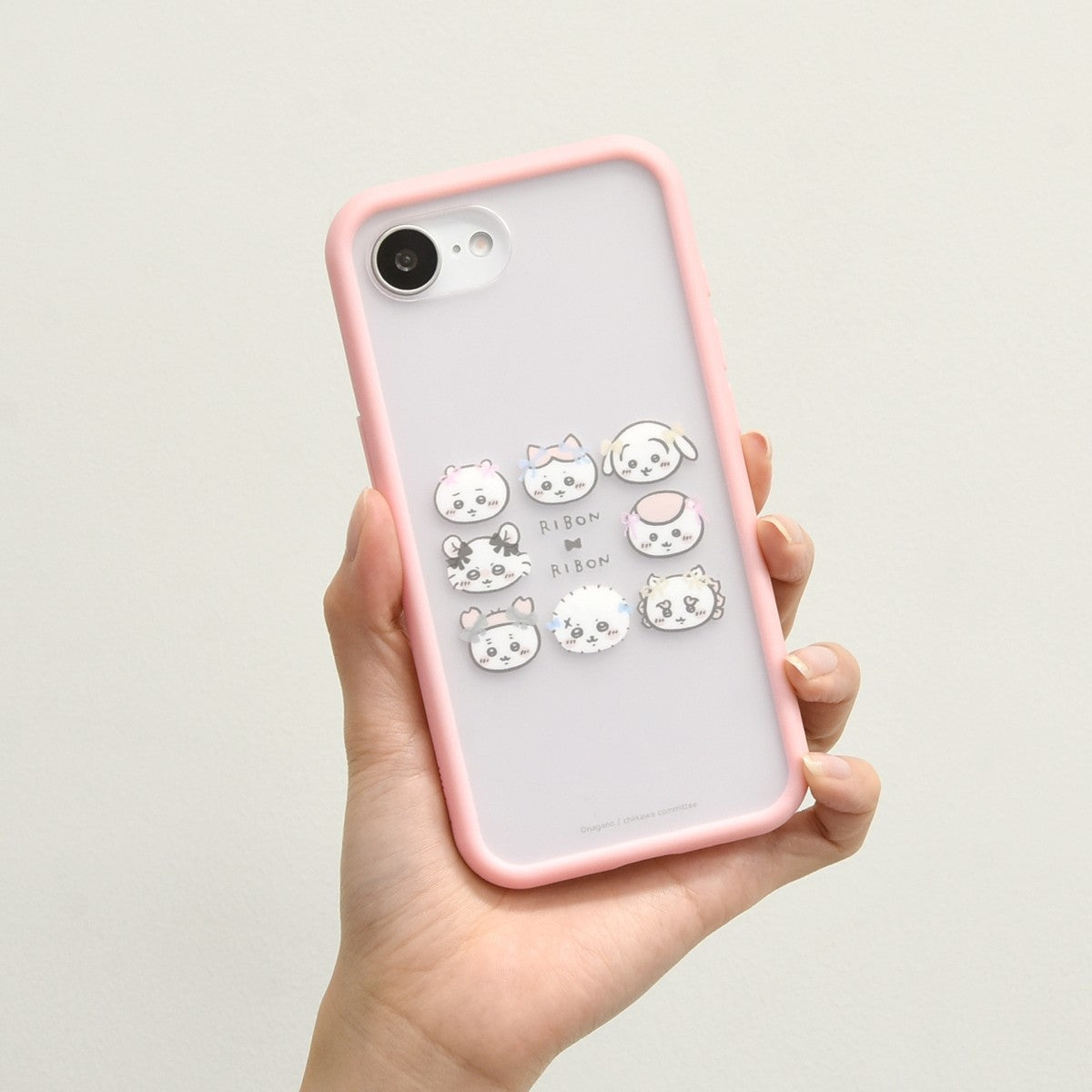 Chiikawa IIIIfit Plump Frame iPhone 16e Compatible Case (Ribbon)