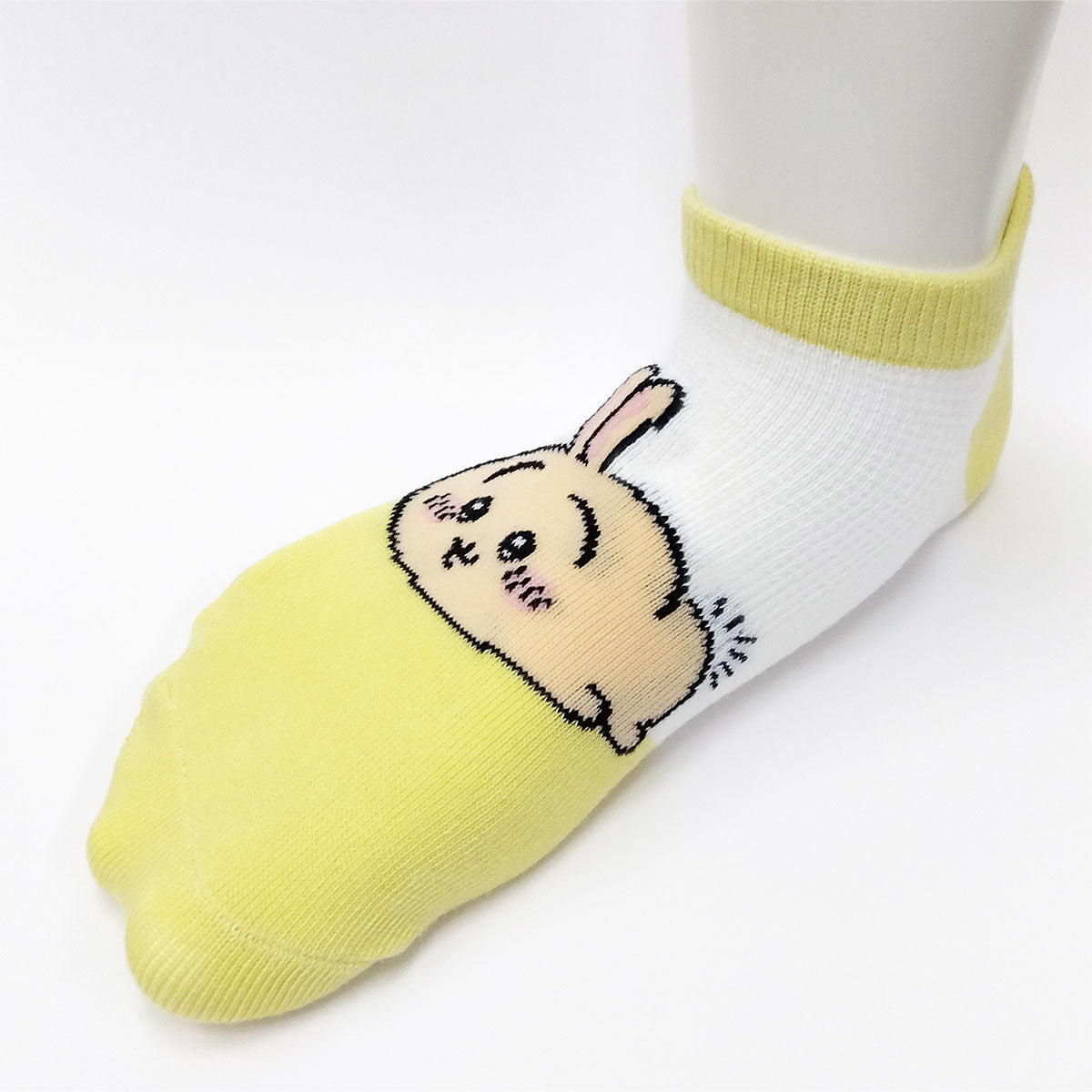 Chiikawa Mesh Sneaker Socks (Usagi Hecha) Junior Size