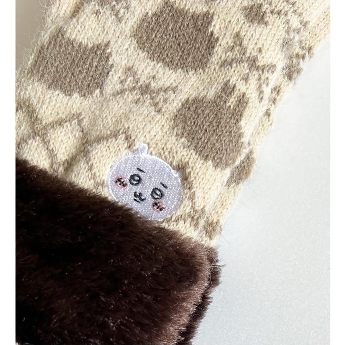 치이카와 스마트폰 대응 장갑 (치이카와 아이보리)