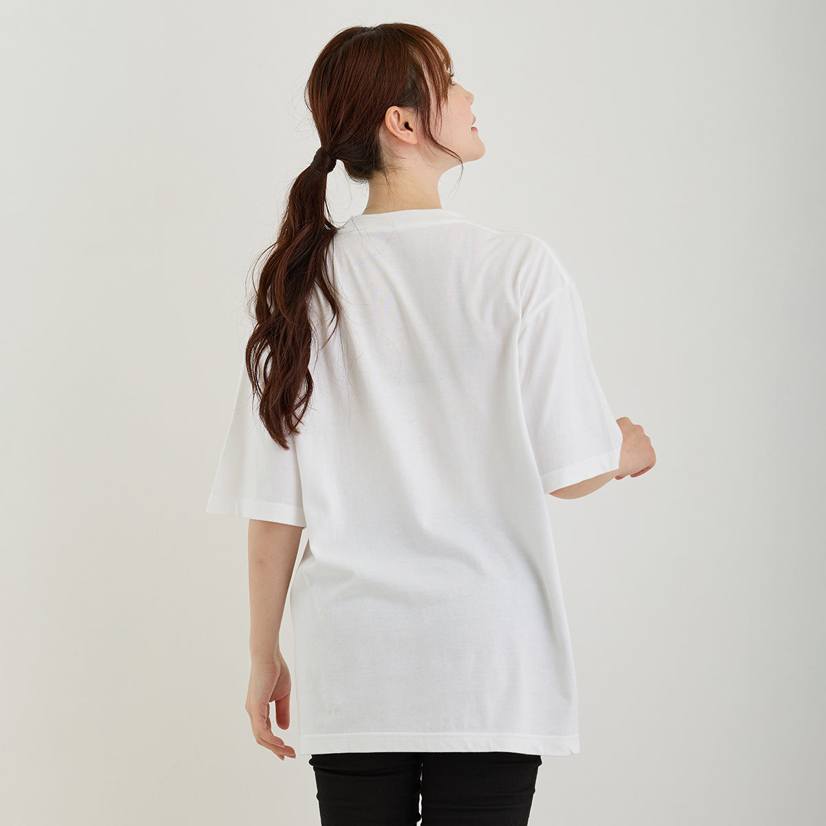 Chiikawa Super Magical Chiikawa Big T-shirt MOMONGA IS COMING White