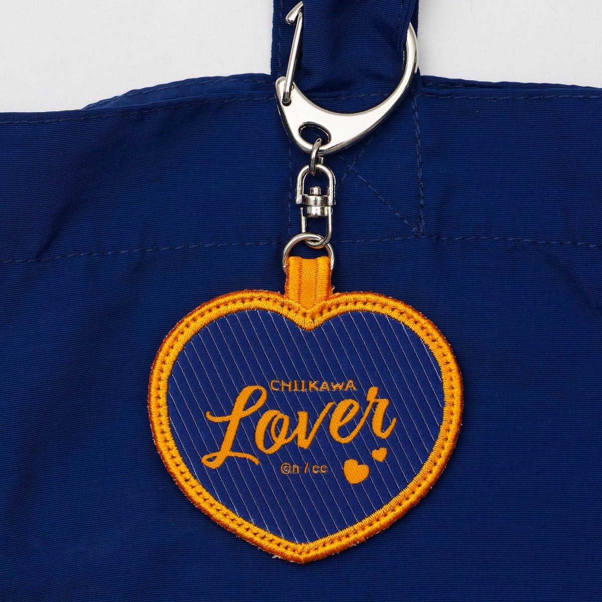 ちいかわ 刺繍トートバッグ ハチワレハート ブルー  (刺繍キーホルダー付)