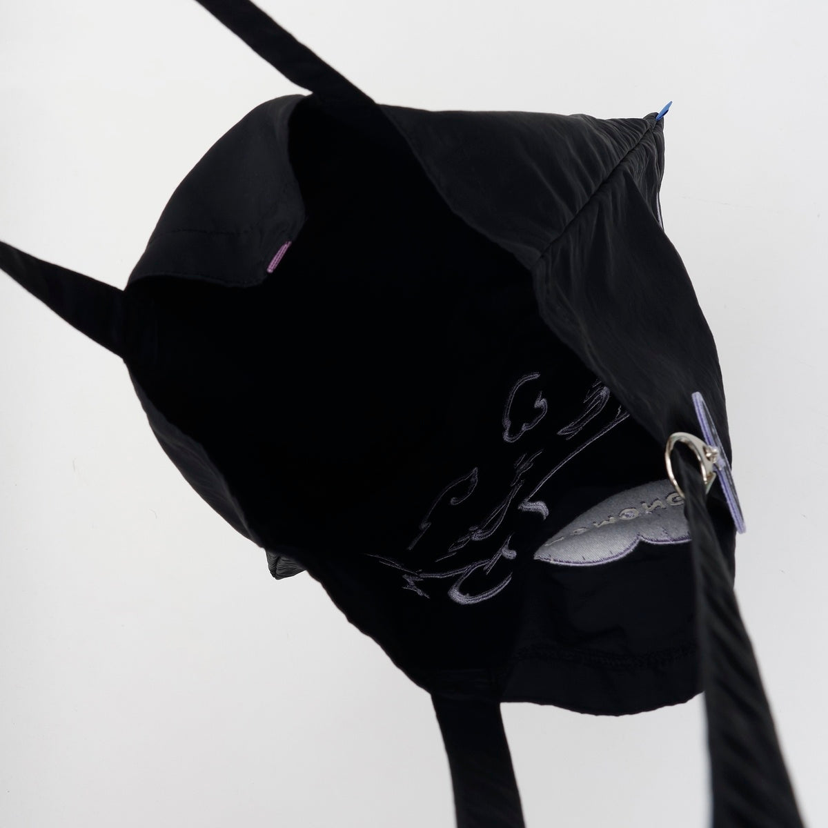 ちいかわ 刺繍トートバッグ モモンガハート ブラック  (刺繍キーホルダー付)