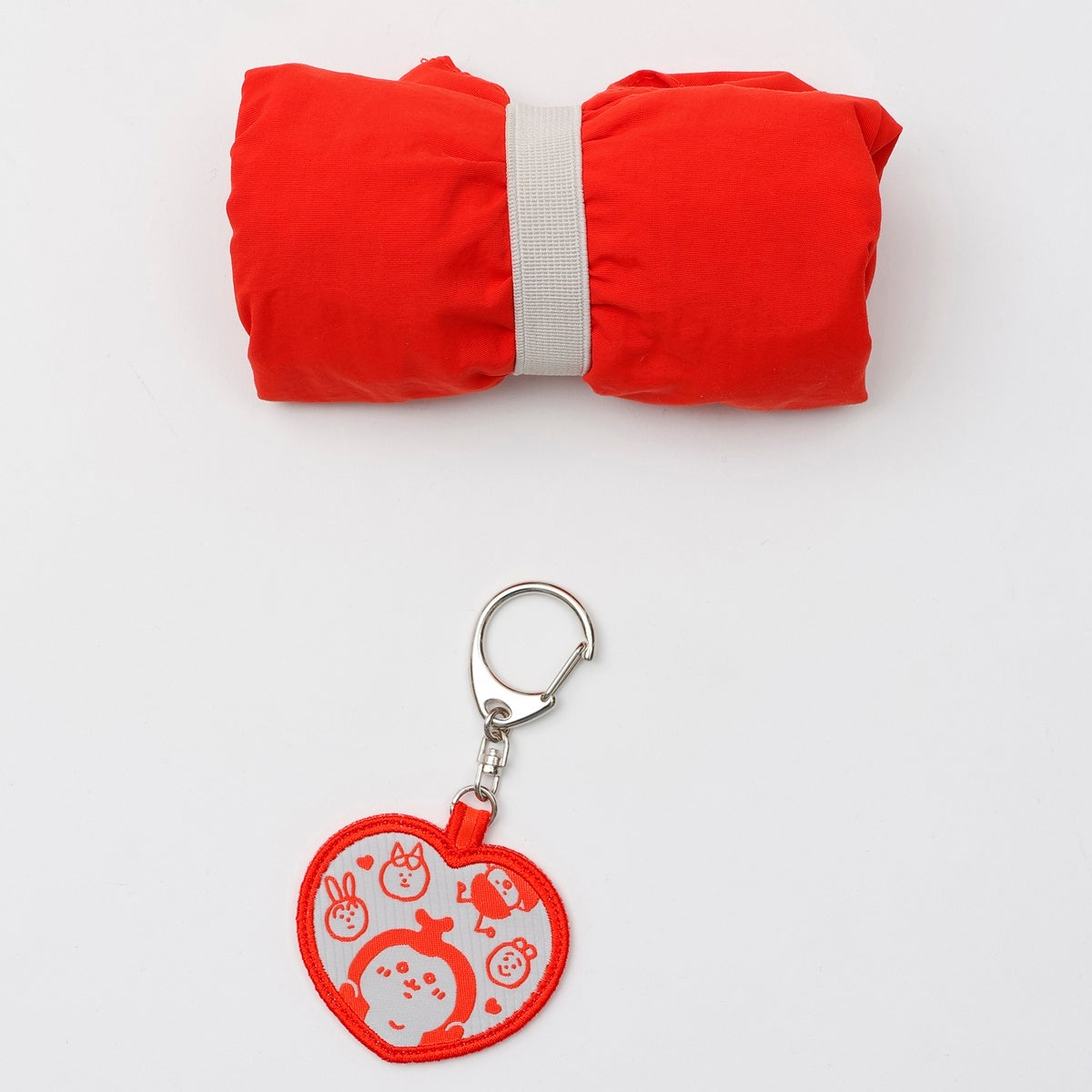 ちいかわ 刺繍トートバッグ ちいかわの毎日 レッド  (刺繍キーホルダー付)