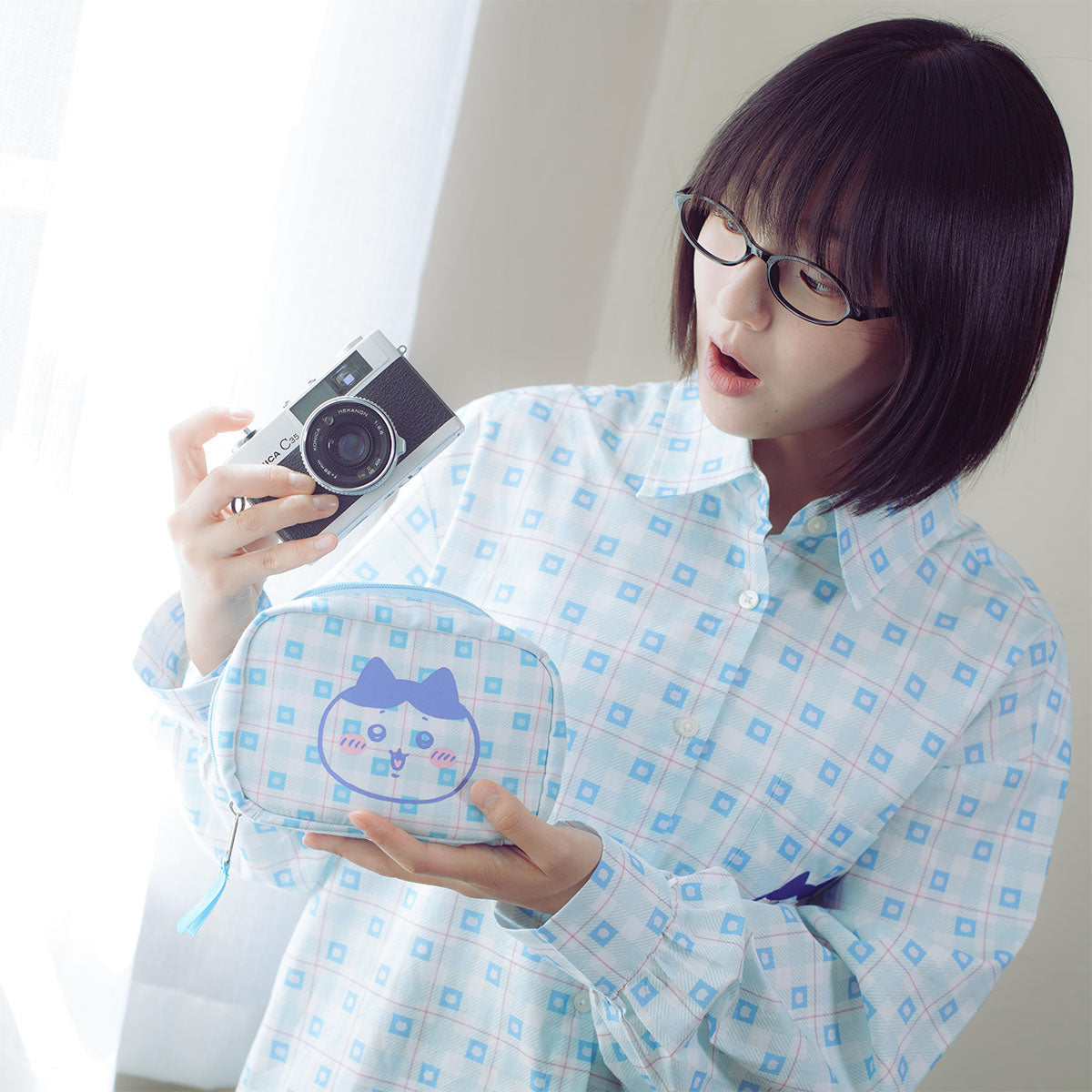 Chiikawa Check Series Pouch Hachiware Blue