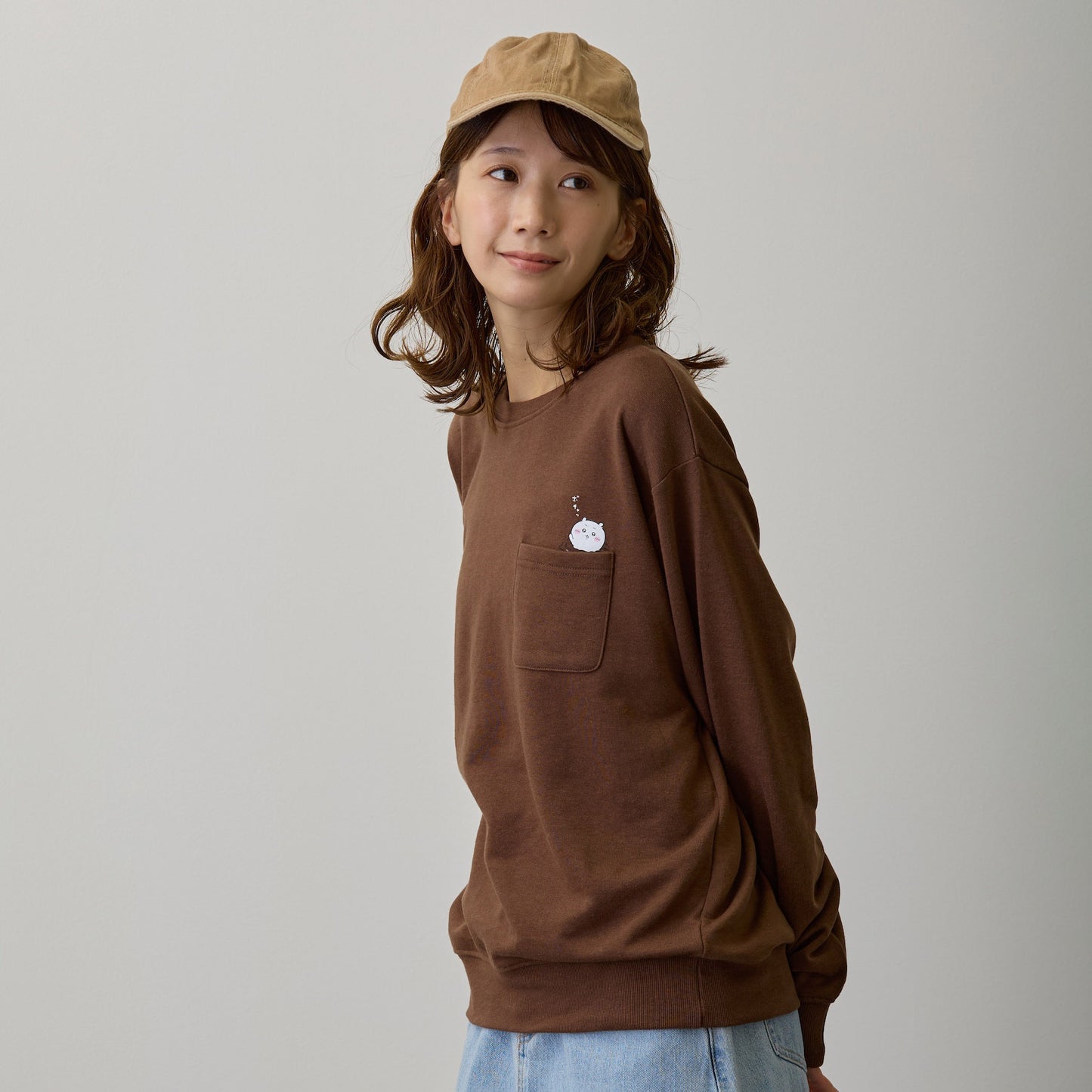 Chiikawa Sweatshirt "Self Fondue" Brown