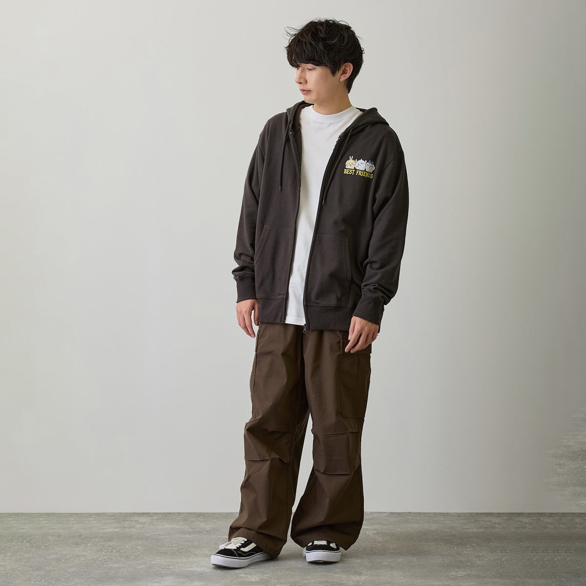 Chiikawa Zip-up Hoodie "Friendly Trio" Sumi