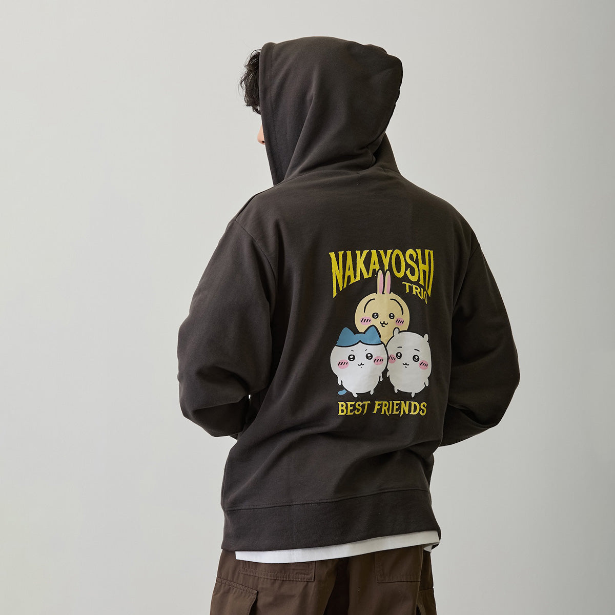 Chiikawa Zip-up Hoodie "Friendly Trio" Sumi
