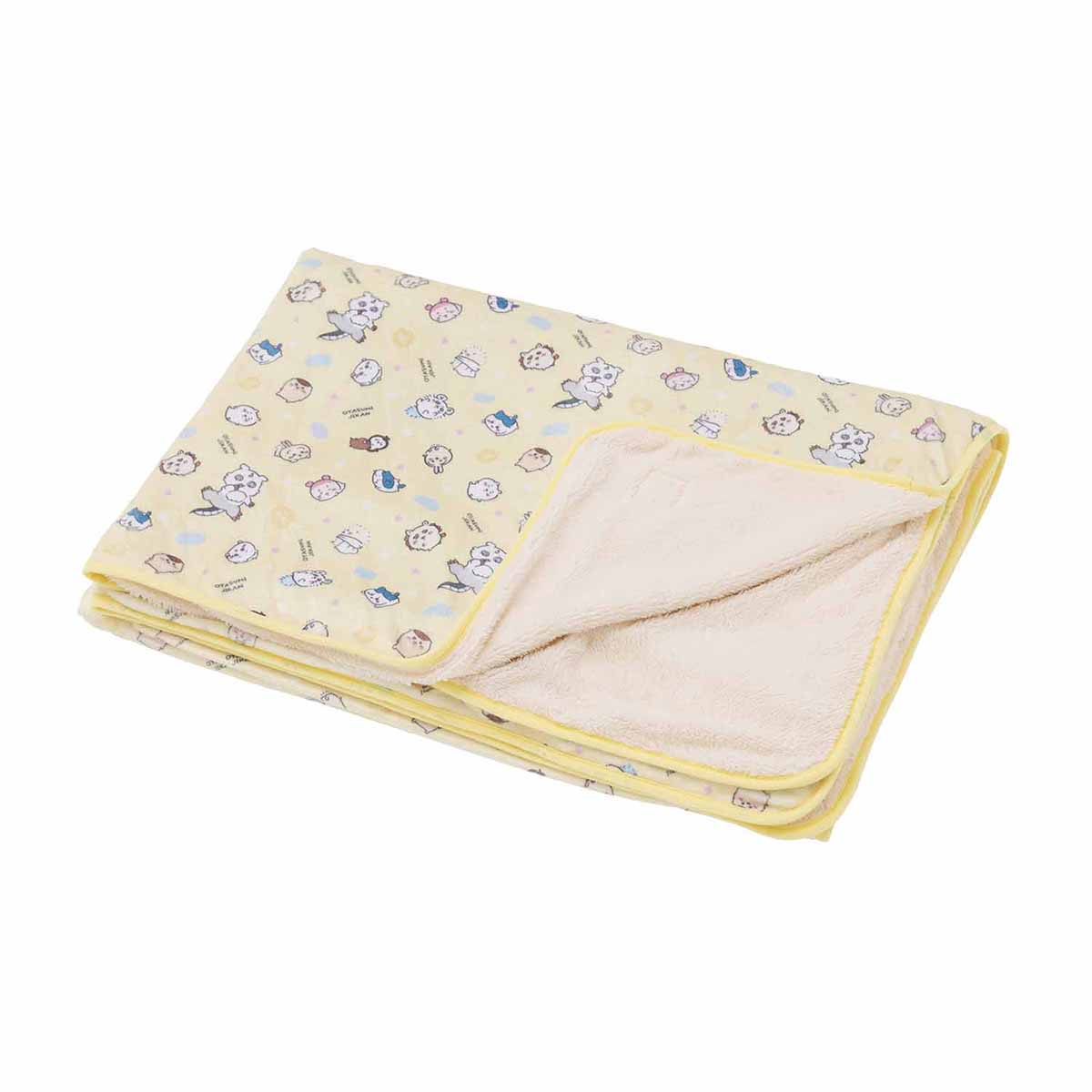 ちいかわ あったか大きめ毛布ブランケット（パステルイエロー）