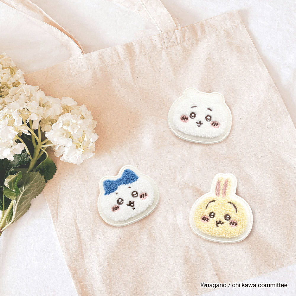 Chiikawa Sagara Badge (Momonga)