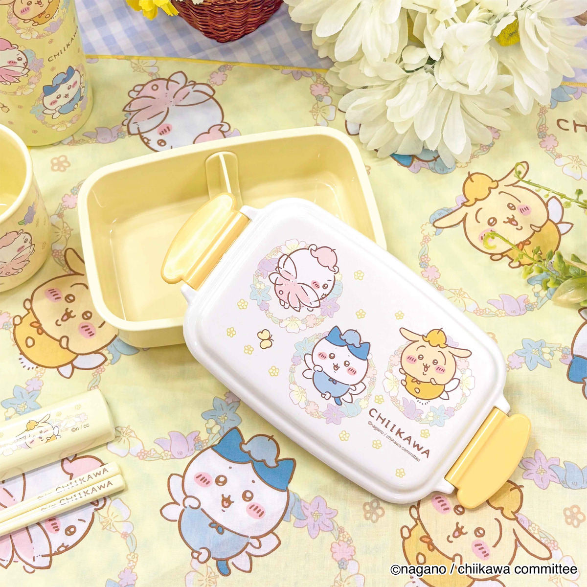 Chiikawa Square 1-Tier Lunch Box (Fairy Flower)