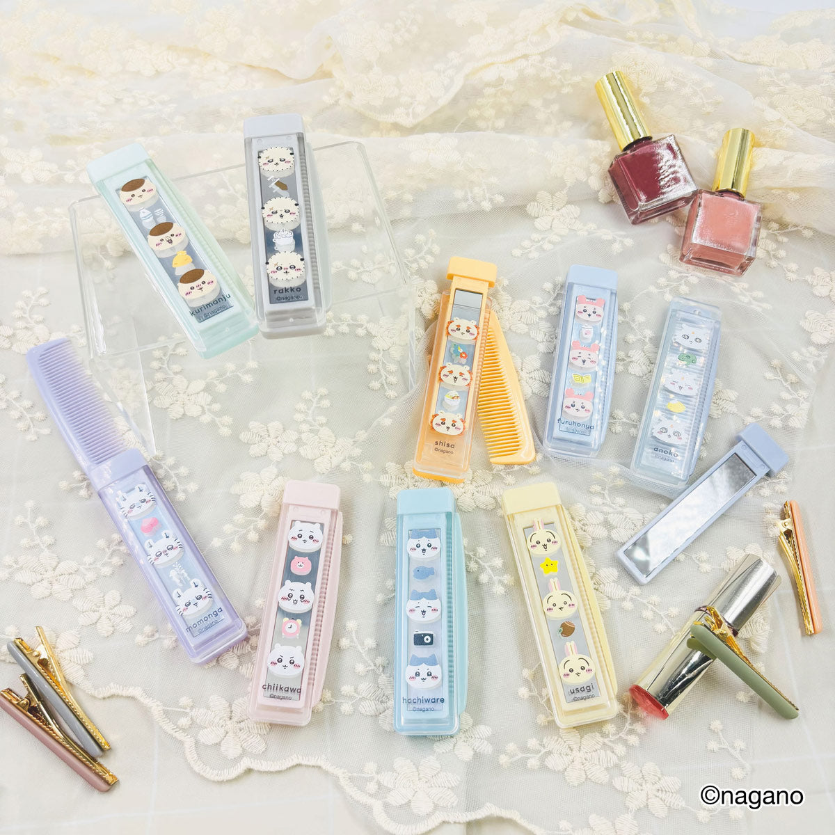 Chiikawa Slim Comb & Mirror (Furuhonya)