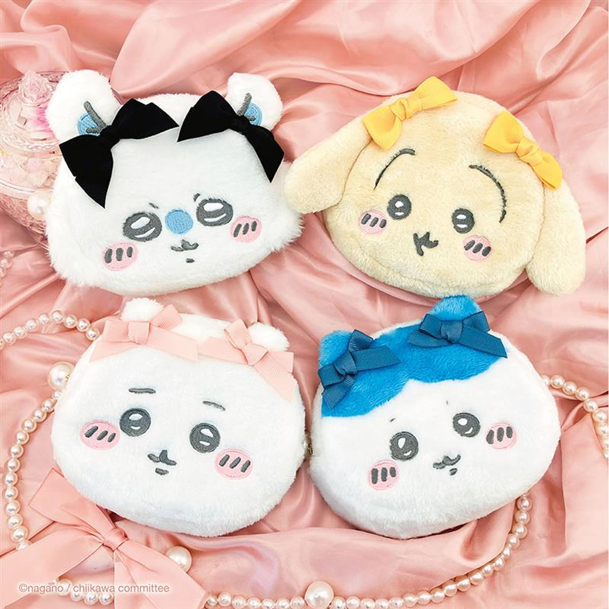 ちいかわ ダイカットフェイスポーチ（モモンガリボン）