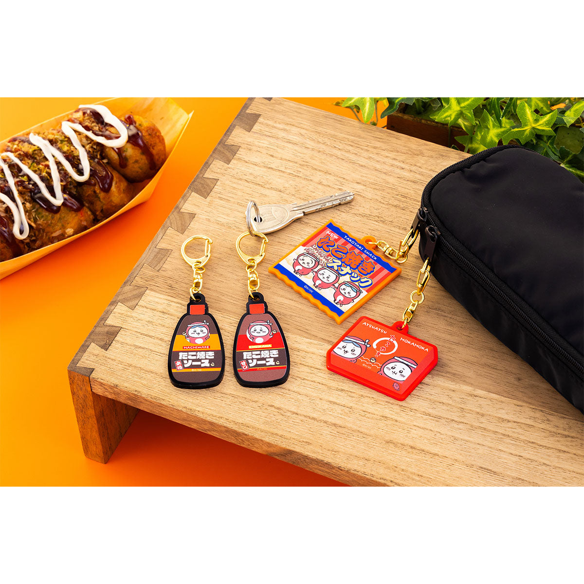 Chiikawa Tako-ika Color Acrylic Key Ring (Takoyaki Sauce, Hachiware)