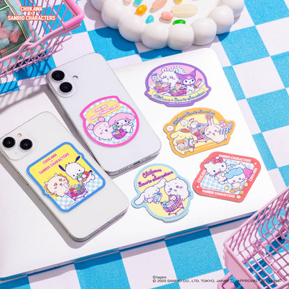 ちいかわ×サンリオキャラクターズ スーパーマーケットなスマホに貼れるサイズのステッカー（古本屋とマイメロディ）