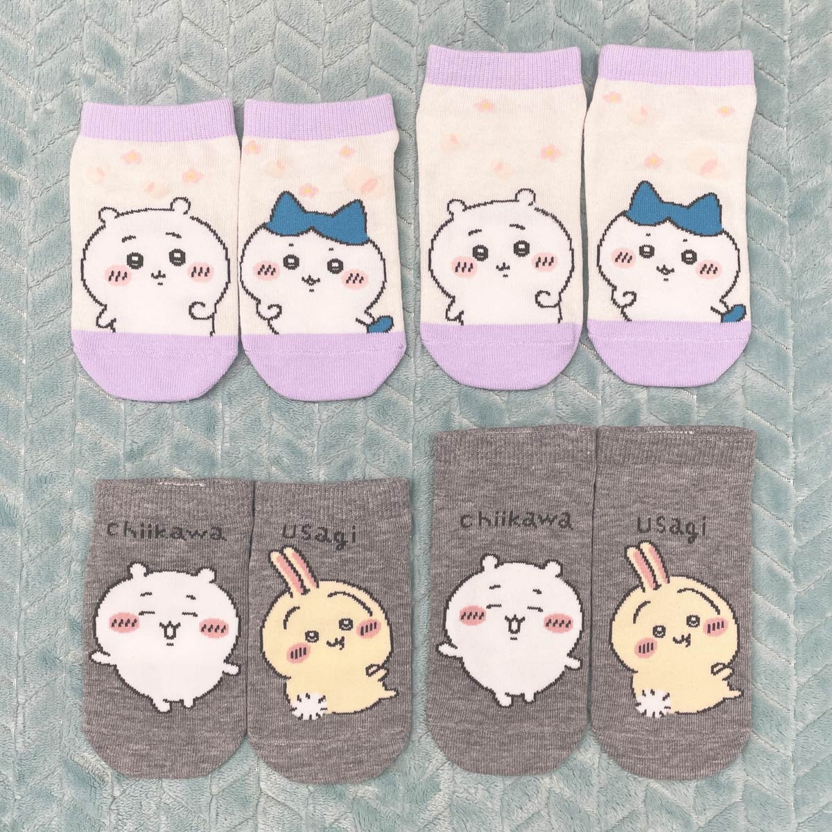 Chiikawa Sneaker-Length Socks (Chiikawa & Hachiware, Left & Right)