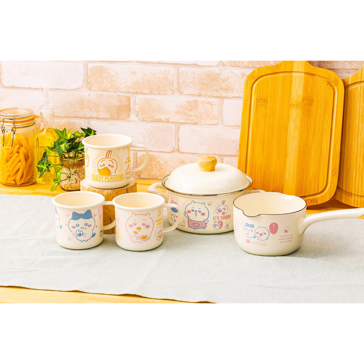 치이카와 에나멜 머그컵 (하치와레)