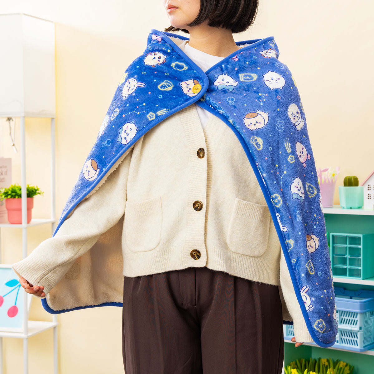 ちいかわ あったか収納ポケット付き3WAYブランケット（星座）