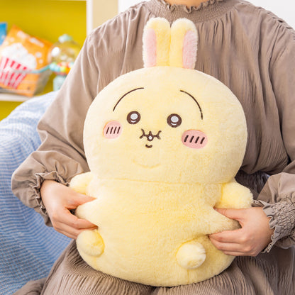ちいかわ 重め！ぼっちゃり抱っこぬいぐるみ（ハチワレ）