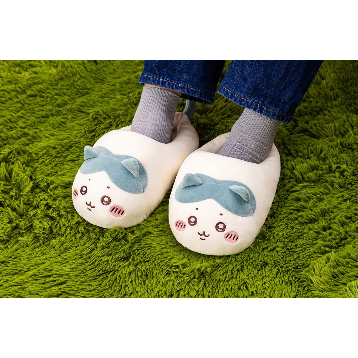 Chiikawa Marshmallow Room Shoes (Large Size) (Hachiware)