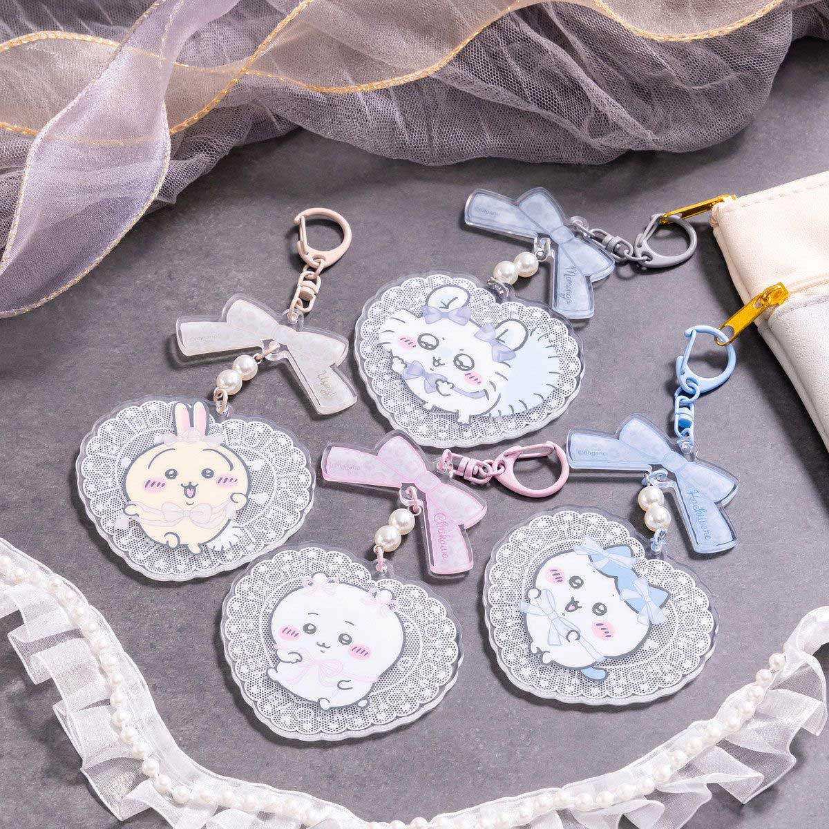 Chiikawa Go!HARAJUKU Acrylic Keychain (Sunglasses Usagi)