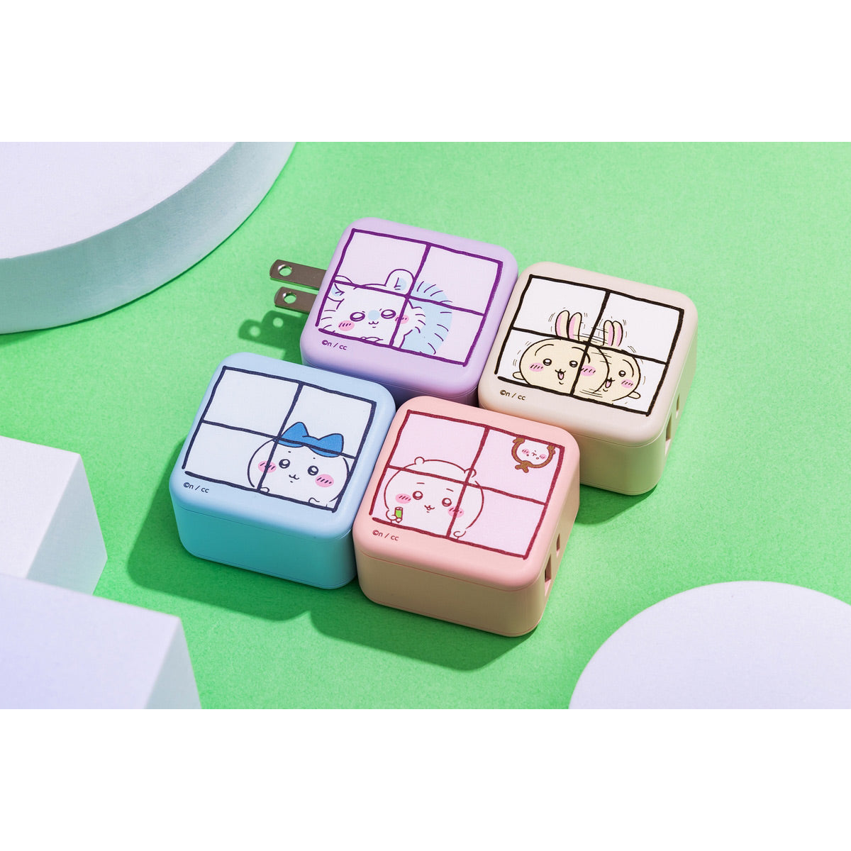 ちいかわ 2台同時充電/32W ACアダプタ（ちいかわ）