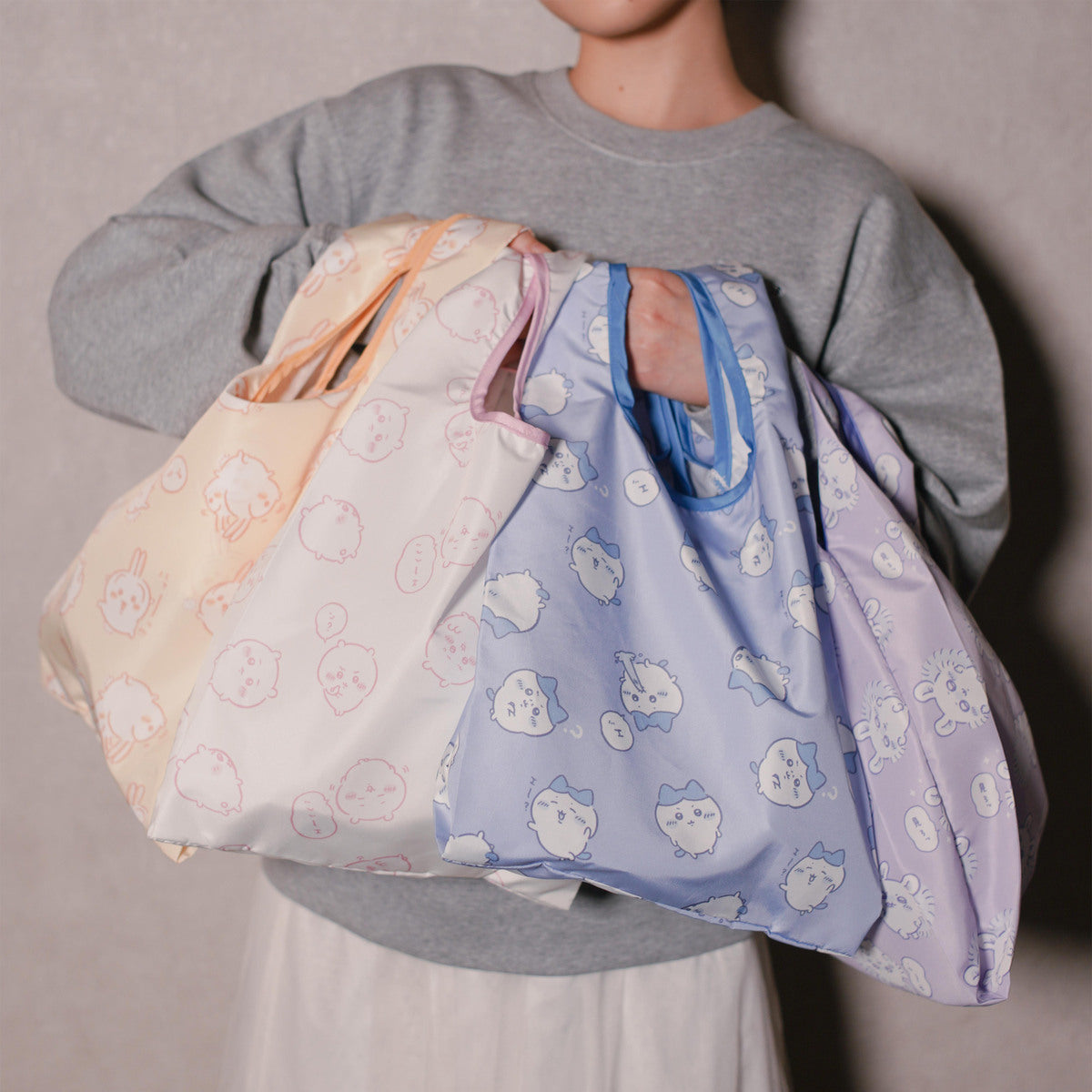 Chiikawa Eco Bag Rakko All-over Pattern Gray