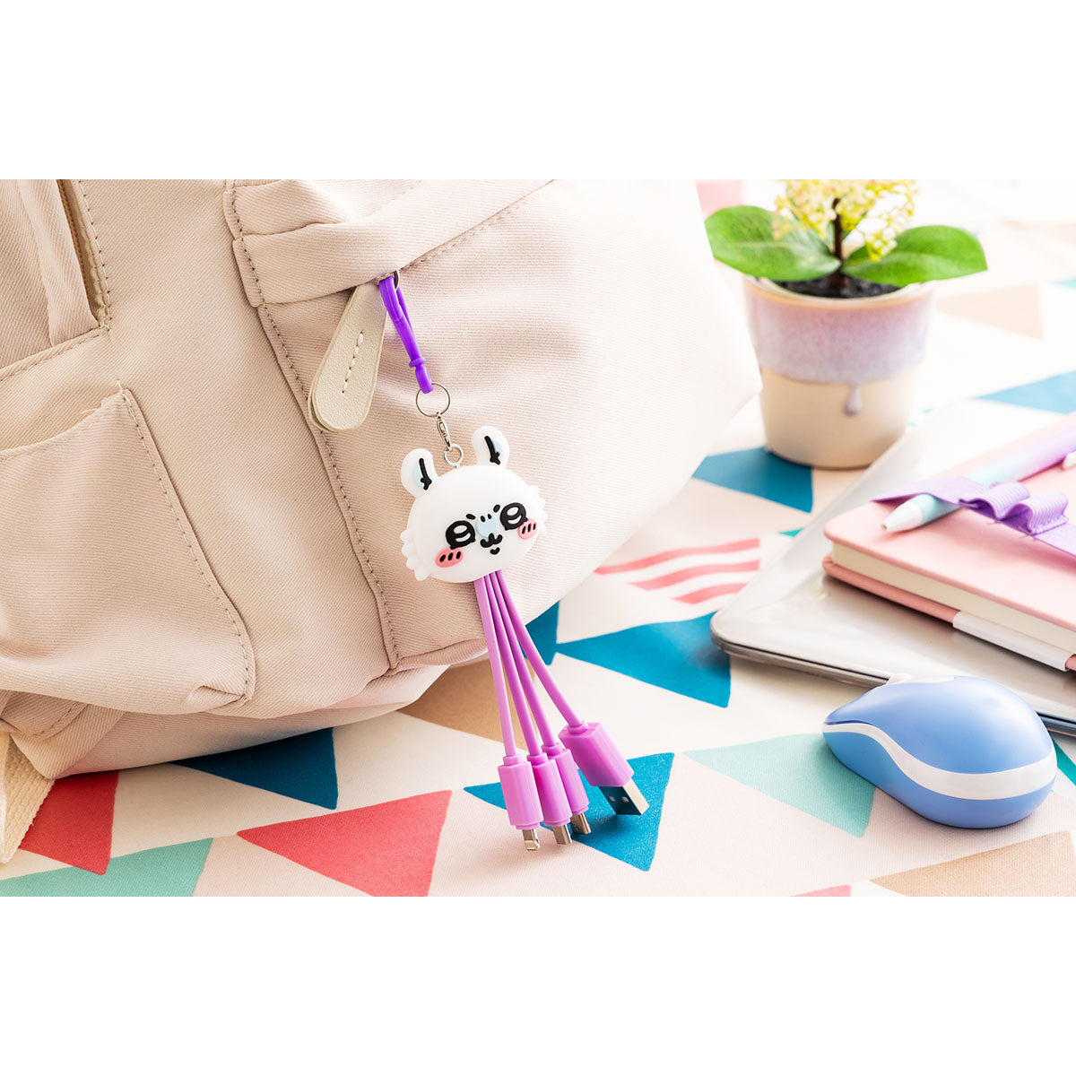 Chiikawa Face Multi-Charge Cable (Shisa)