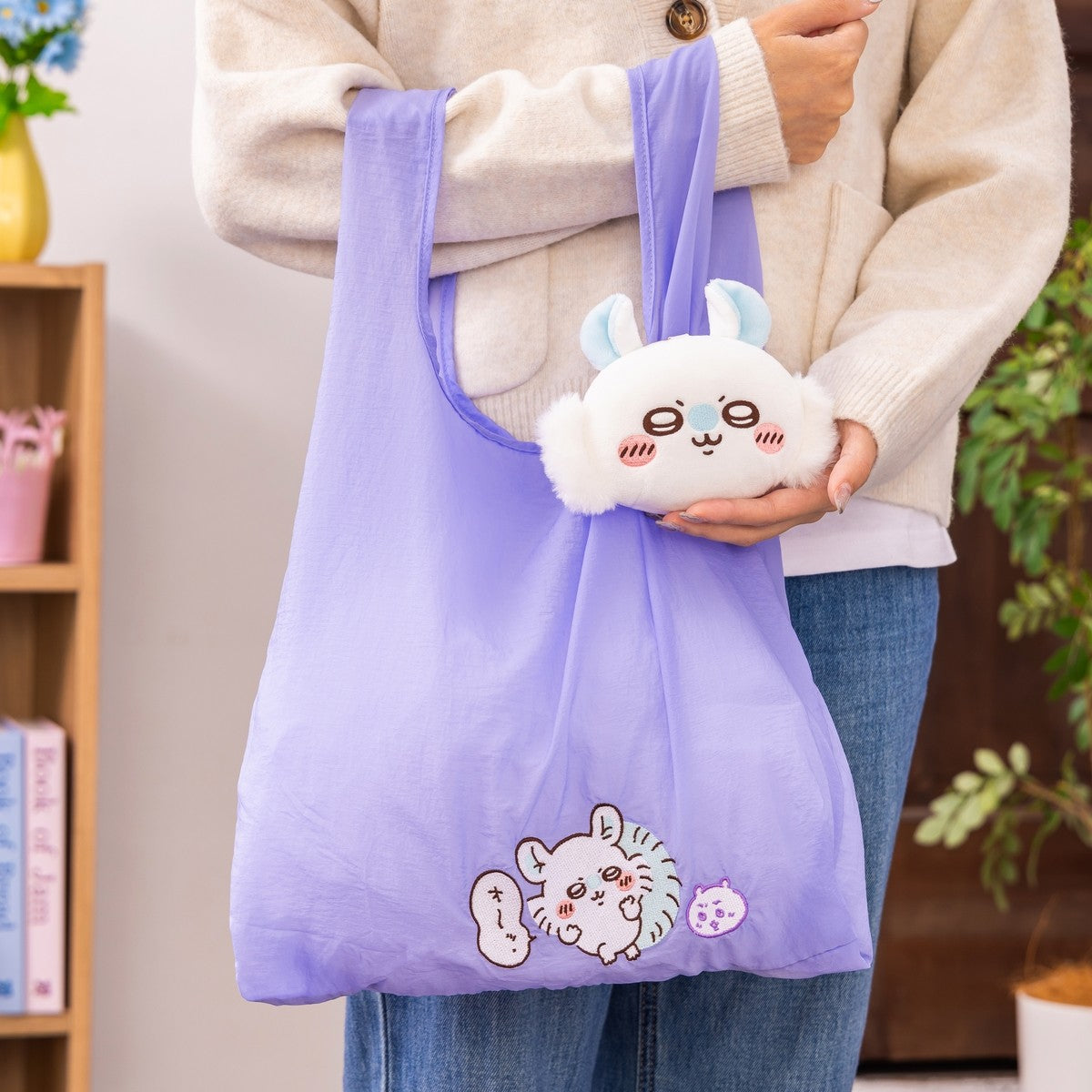 Chiikawa Eco Bag in Face Mascot (Momonga)