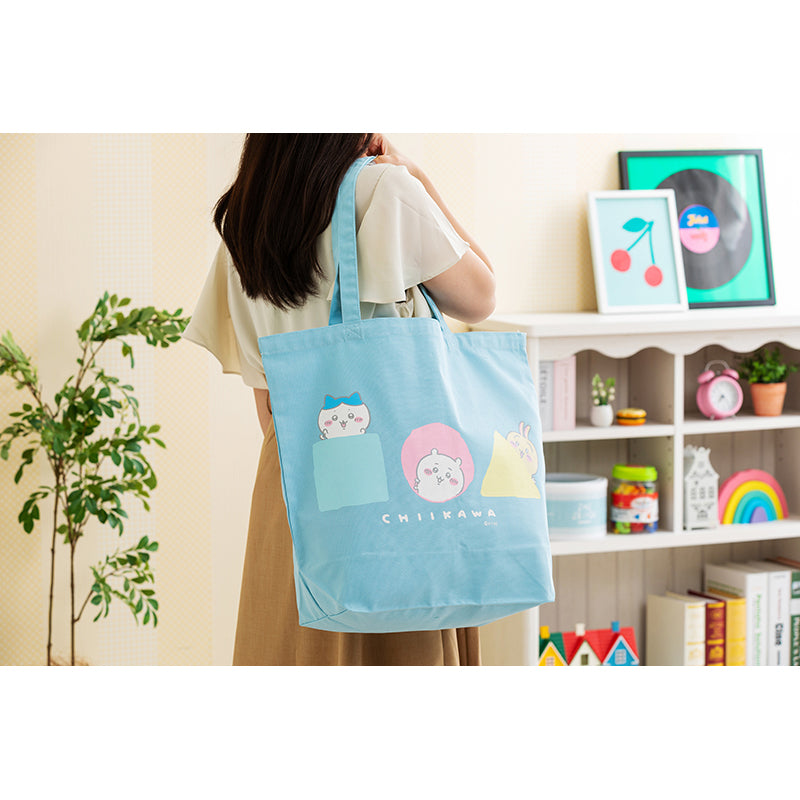 ちいかわ ひょっこりのぞく大きめトートバッグ（ブルー）
