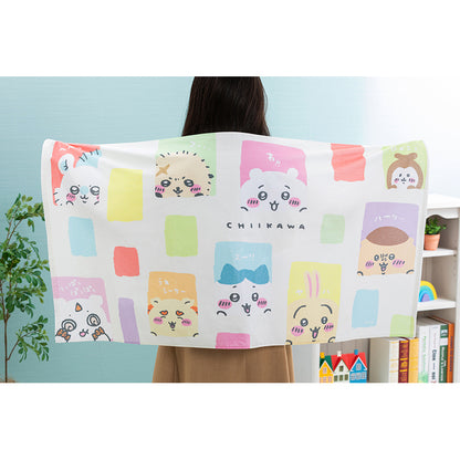 ちいかわ ひょっこりのぞくバスタオル