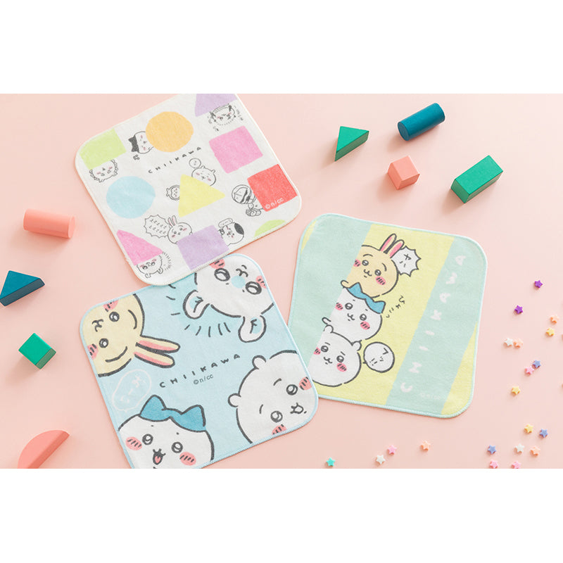 Chiikawa Peek-a-boo Hand Towel (Peek from Corner)