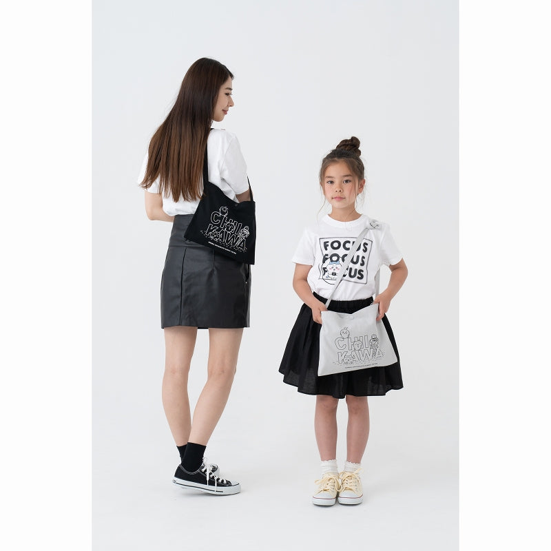 ちいかわ キャンバス サコッシュ 集合（ライトグレー）