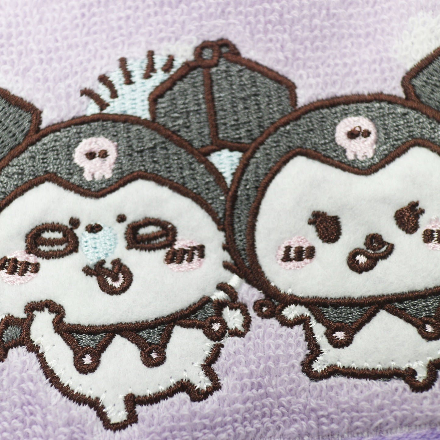 치이카와 × 산리오 캐릭터즈 미니 타올 (모몽가와 쿠로미)