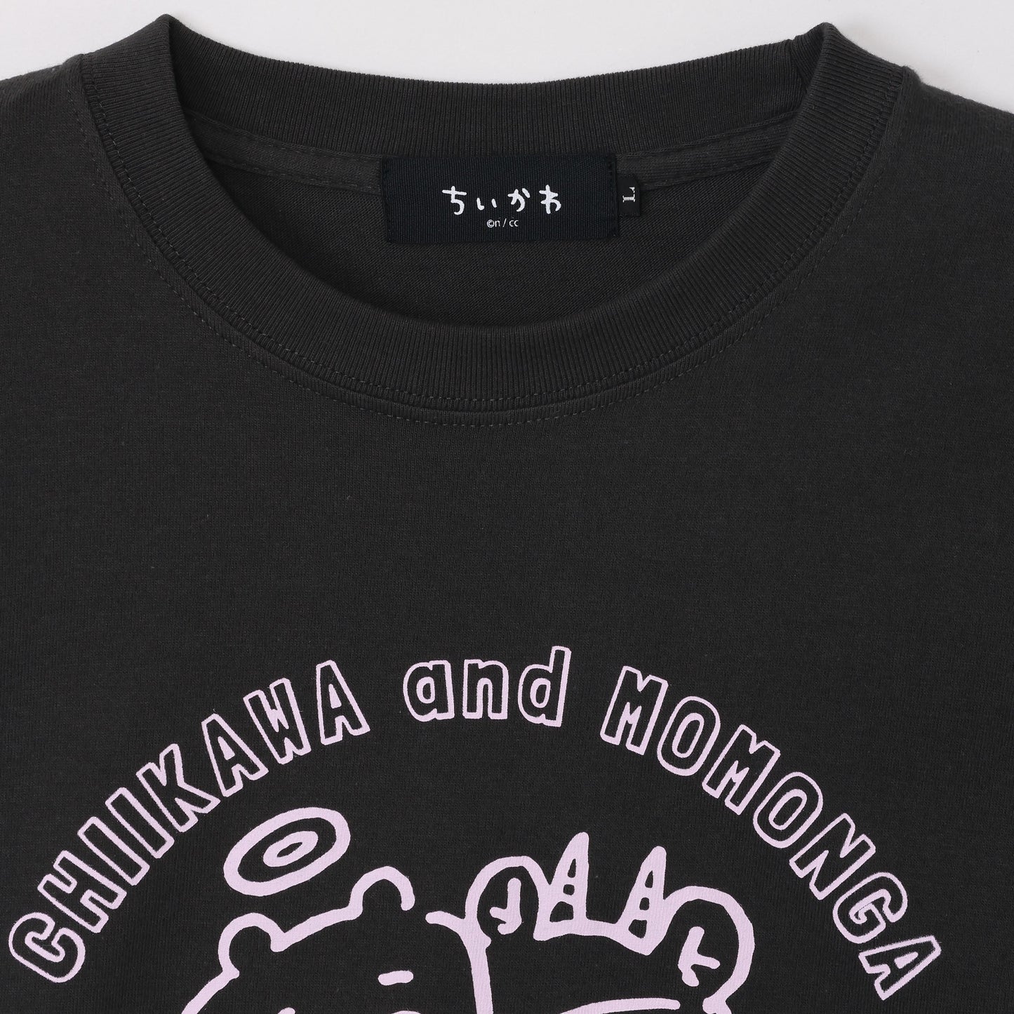ちいかわ てんし♡あくま Tシャツ（ちいかわ＆モモンガ スミ）