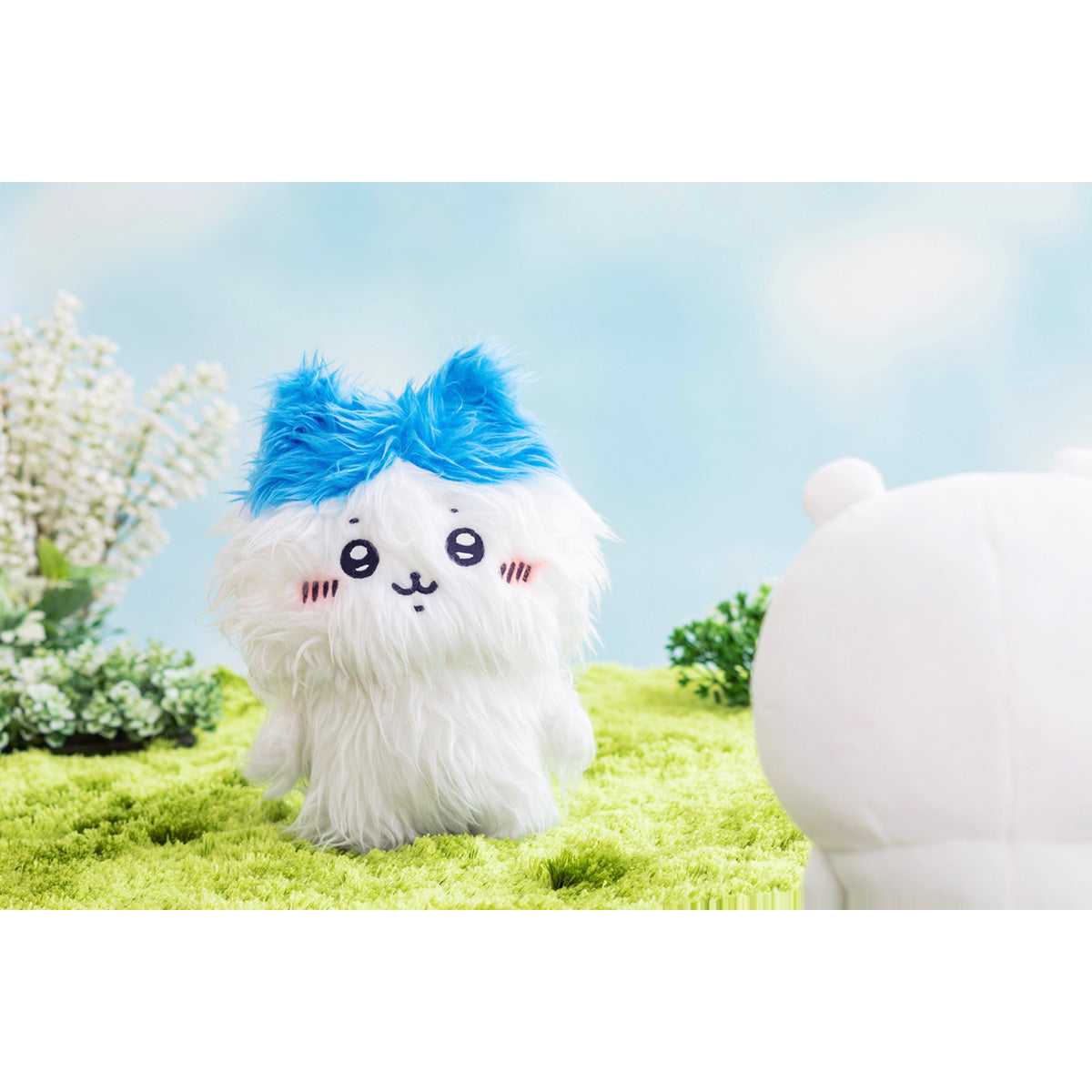 [Pre-order] Chiikawa Hachiware Plush with Extra Fur Volume (S, Shipping Starts Mid-April 2023, No Combined Orders or Delivery Date Specified)