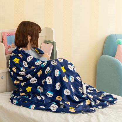 ちいかわ あったか大きめ毛布ブランケット（ネイビー）