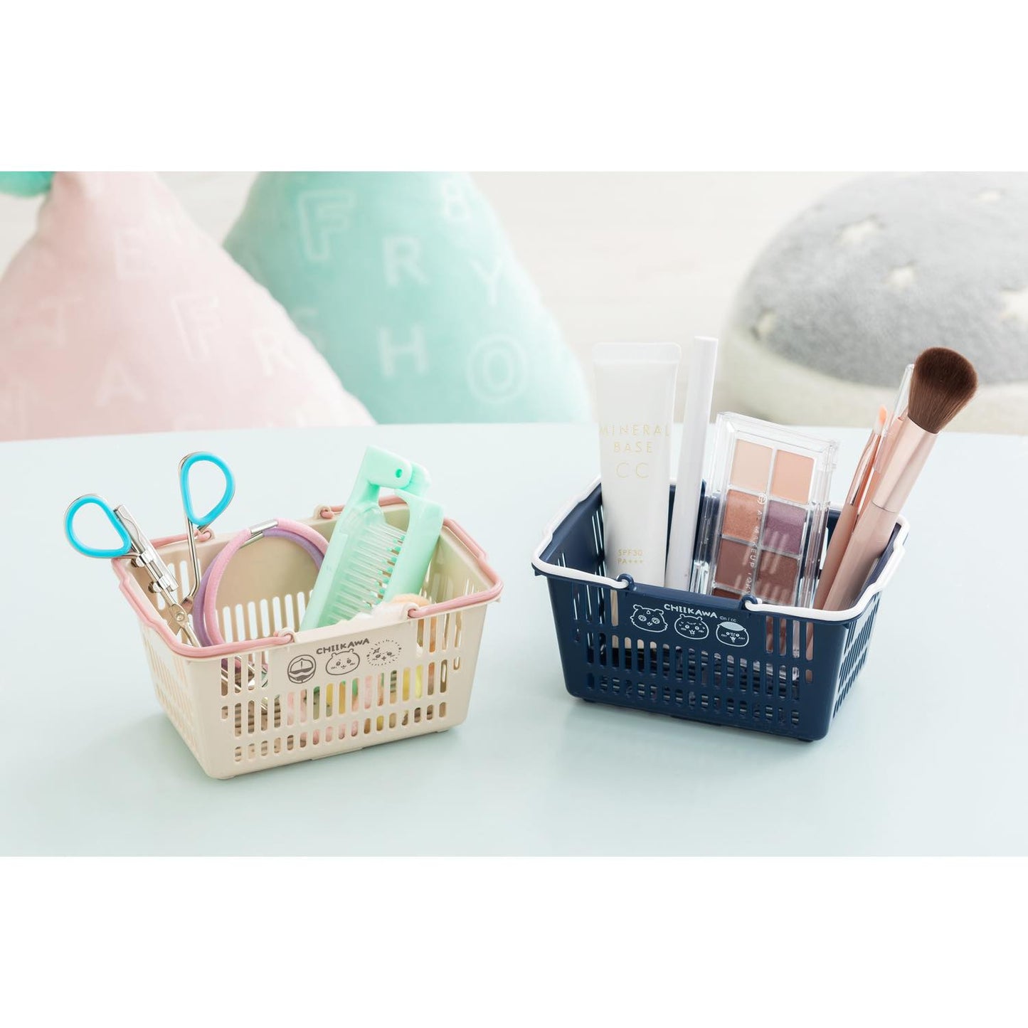 Chiikawa Go Camping! Mini Basket (Navy)